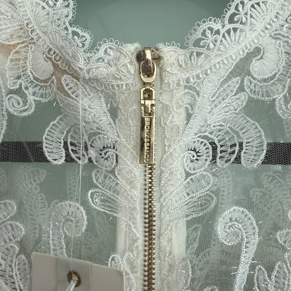 NWT, Bronx & Banco Barocco Swiss Gown - Picture 11 of 12